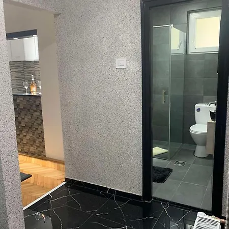 Lana Apartment